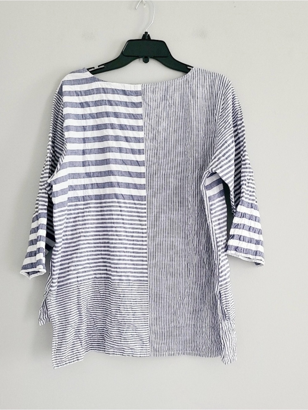 EUC- Habitat Striped 3/4 Sleeve Stretch Cotton Popover Top - Picture 2 of 7